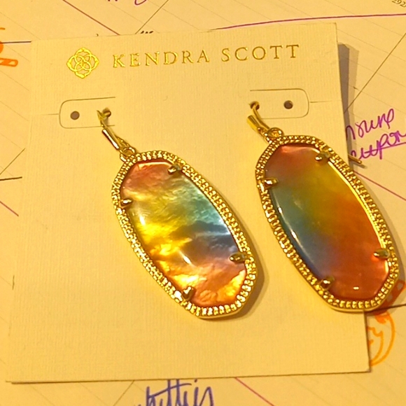 Kendra Scott Elle gold tone iridescent earrings - Picture 2 of 3